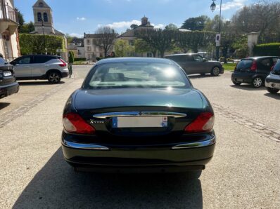 JAGUAR X-TYPE