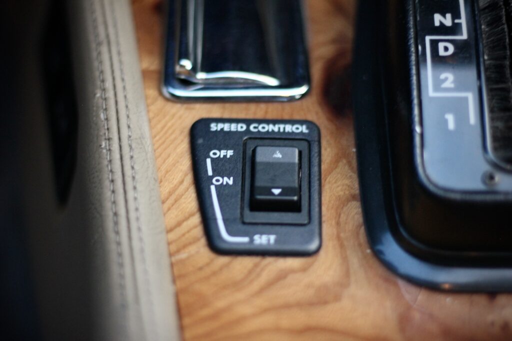 JAGUAR XJS V12