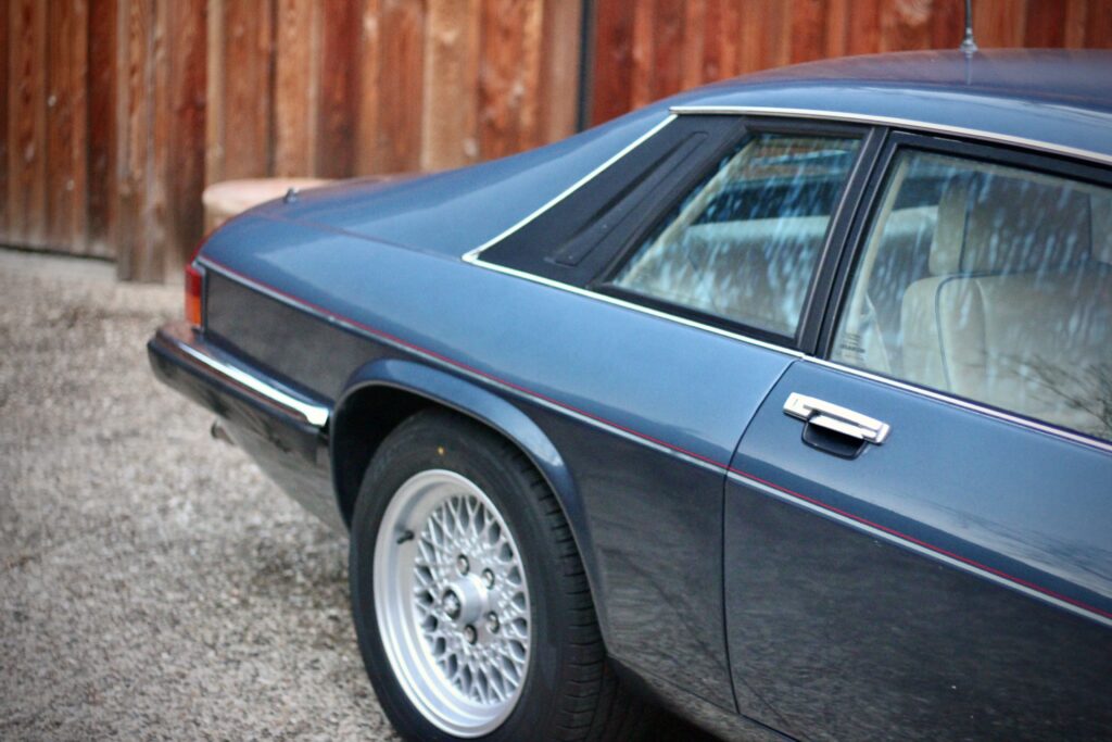 JAGUAR XJS V12