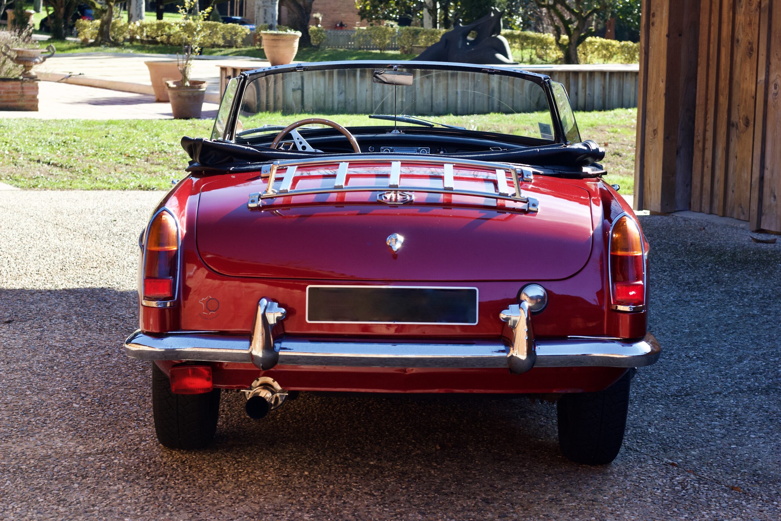 MG B
