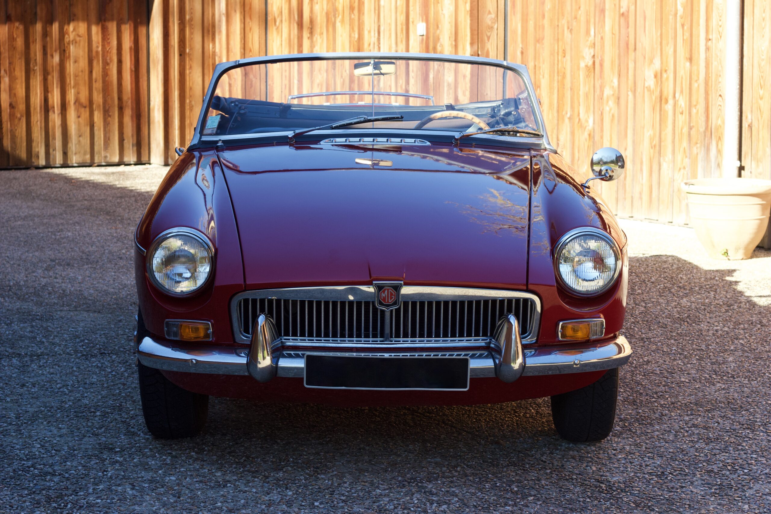 MG B