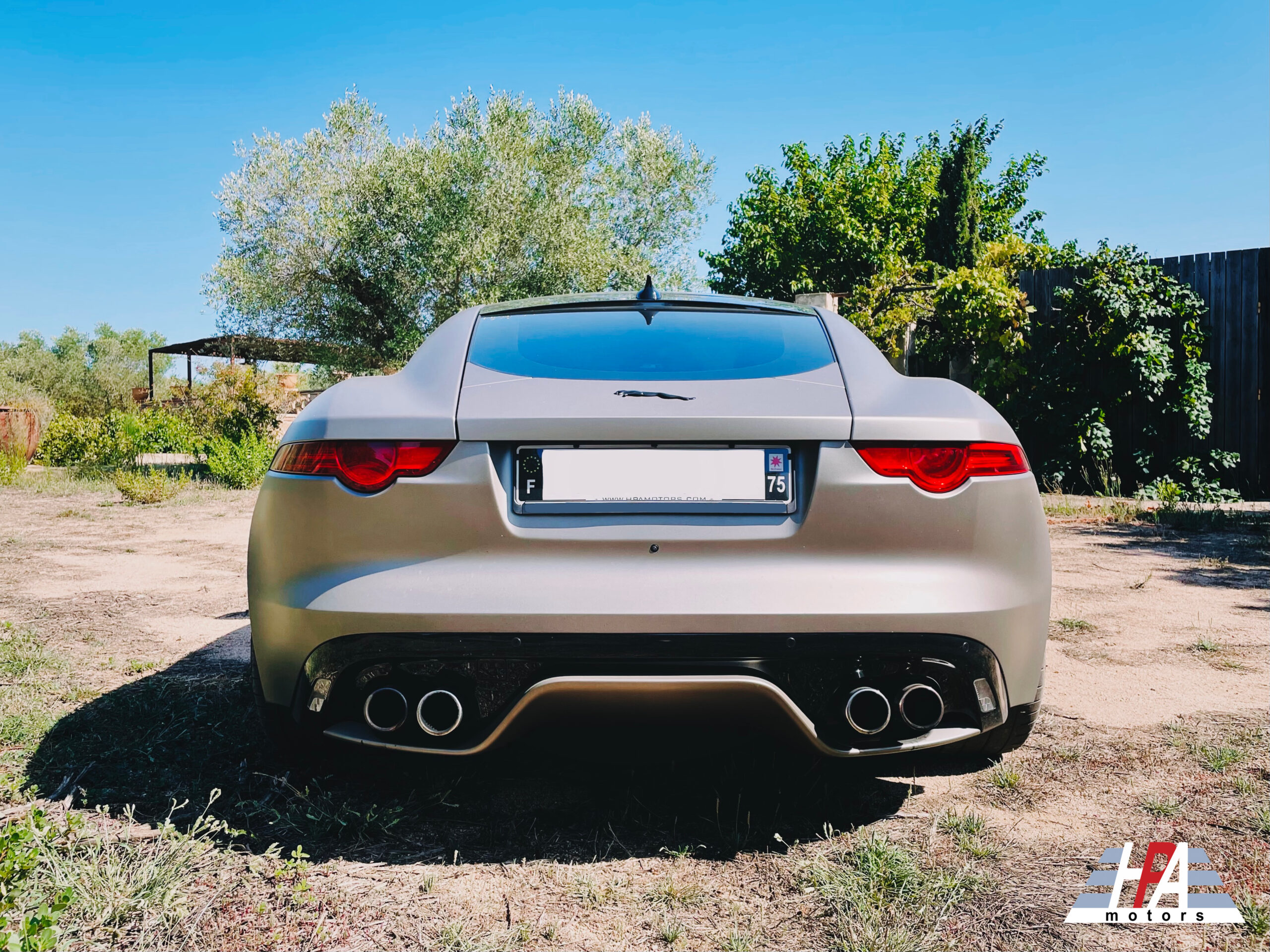 JAGUAR F-TYPE R