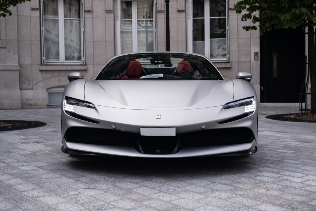 FERRARI SF90 SPIDER