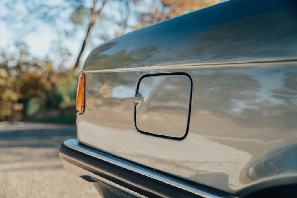 BMW E21 323 I