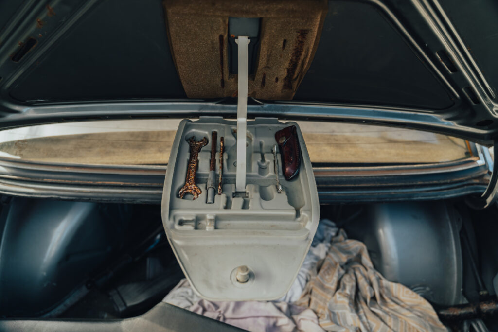 BMW E21 323 I