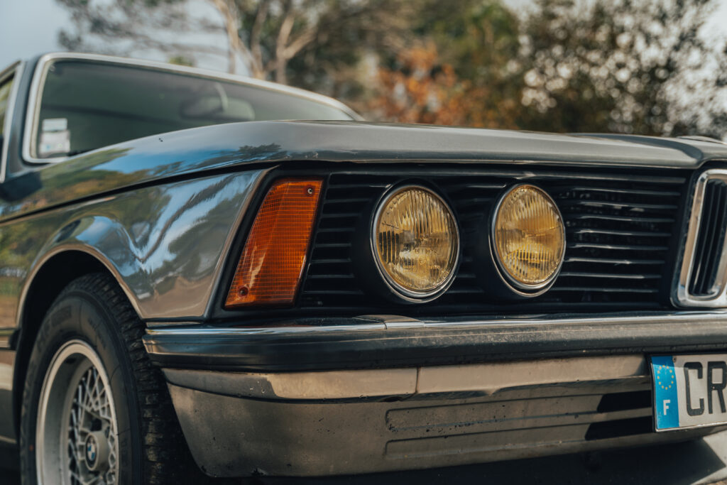 BMW E21 323 I