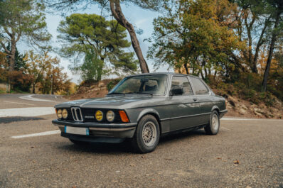 BMW E21 323 I