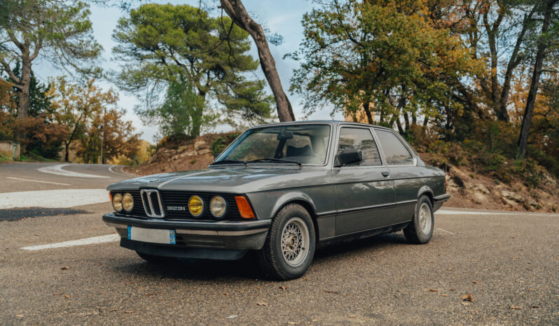 BMW E21 323 I