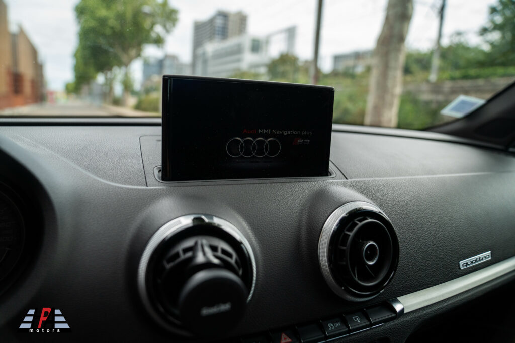 AUDI S3