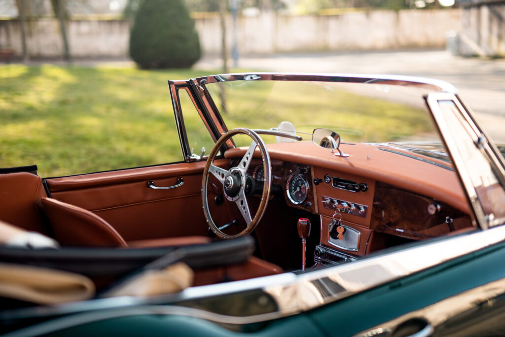 AUSTIN HEALEY MK3 BK8