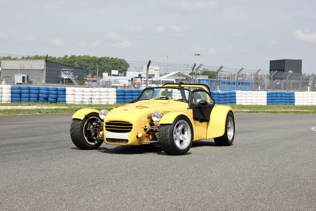 DONKERVOORT D8-150