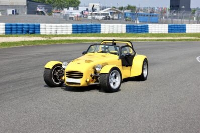 DONKERVOORT D8-150