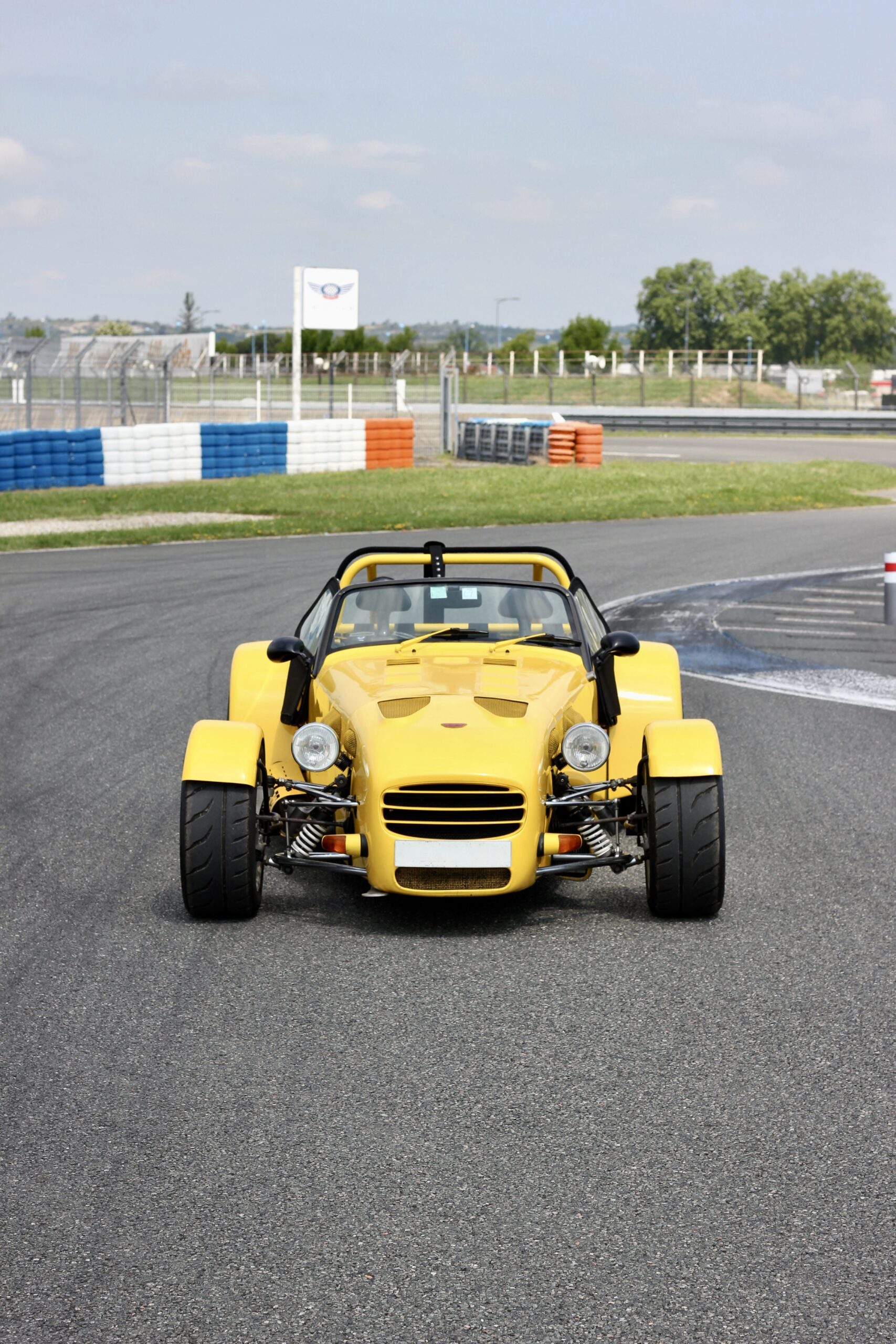 DONKERVOORT D8-150