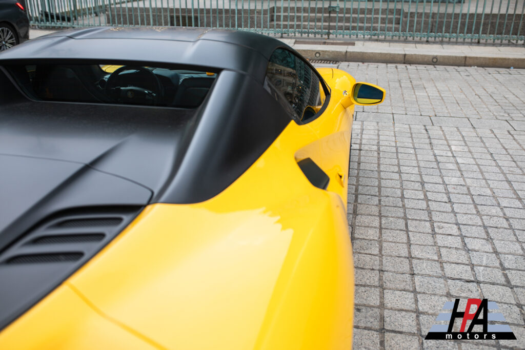FERRARI F8 SPIDER
