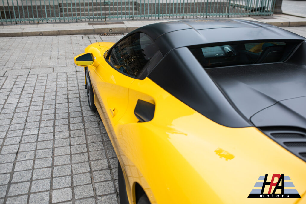 FERRARI F8 SPIDER