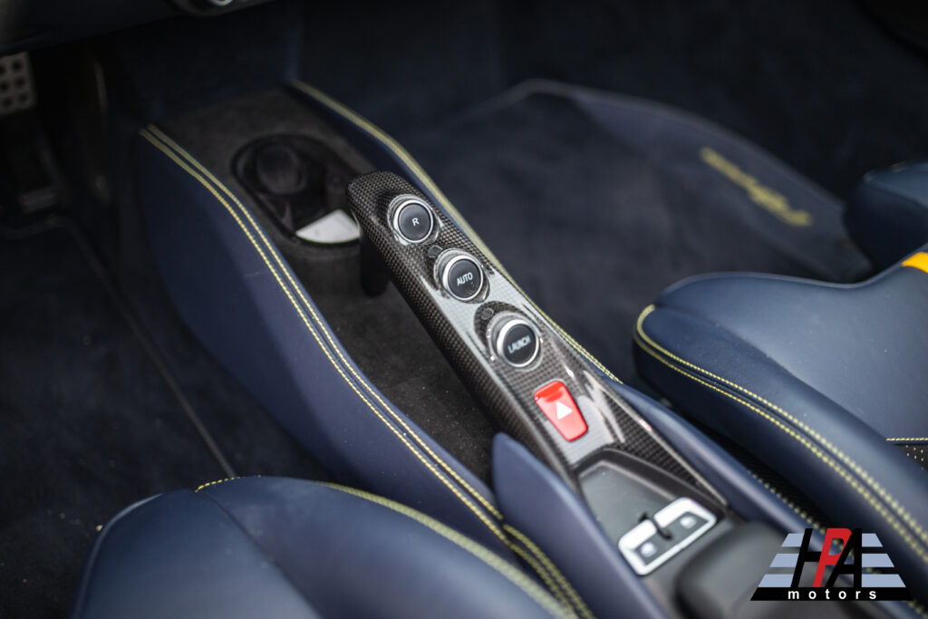 FERRARI F8 SPIDER