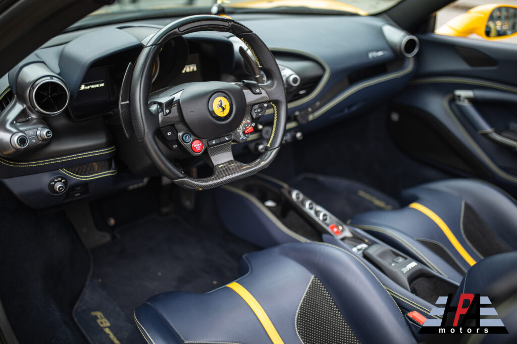 FERRARI F8 SPIDER