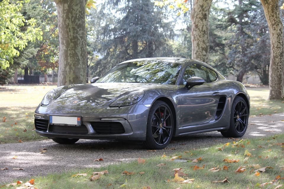 PORSCHE 718 CAYMAN S
