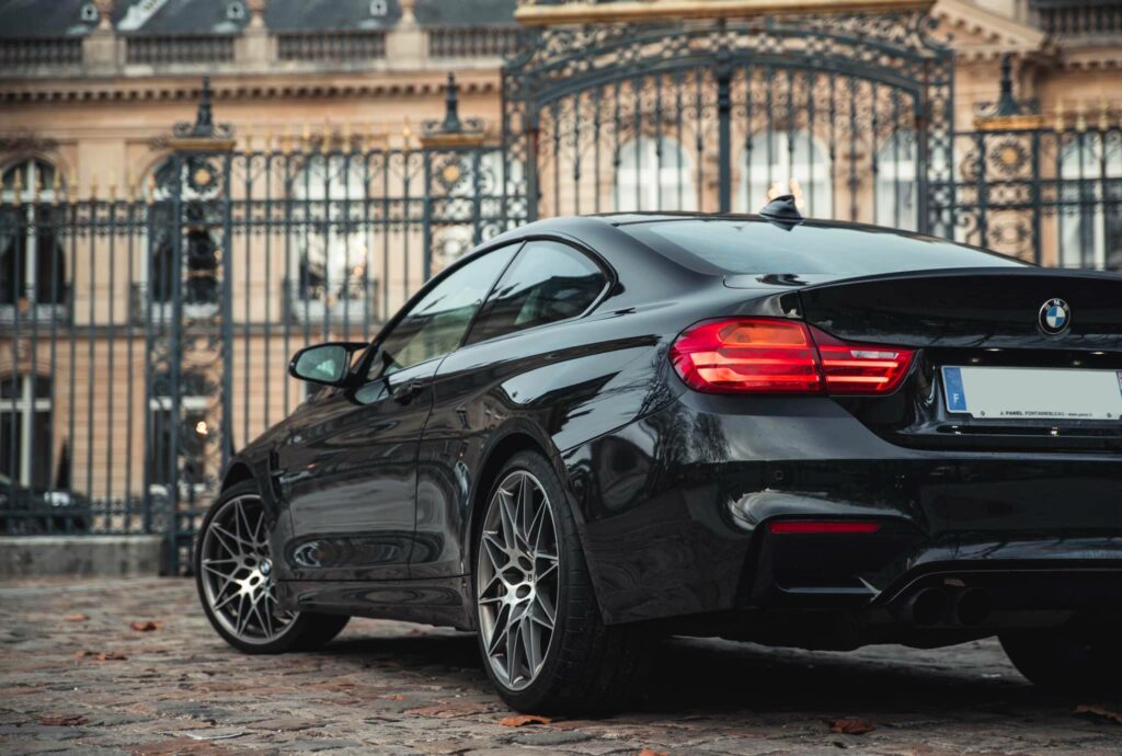 BMW M4 COMPETITION