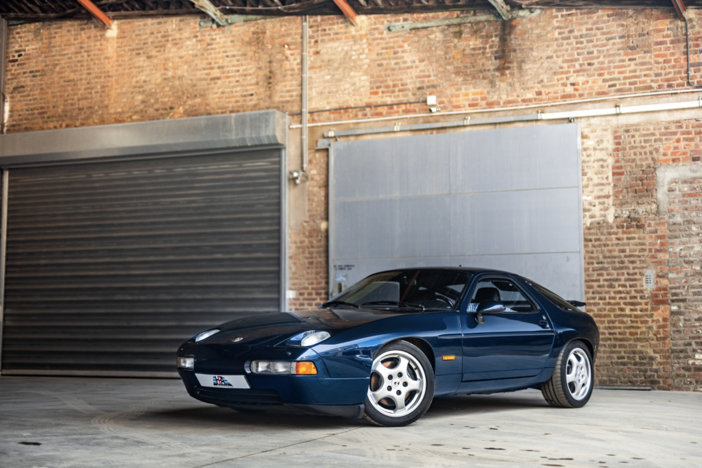PORSCHE 928 GTS