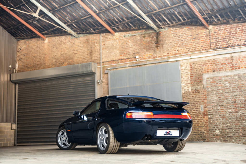 PORSCHE 928 GTS