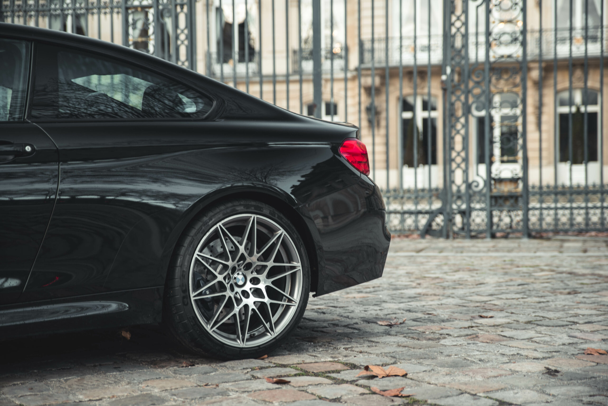 BMW M4 COMPETITION