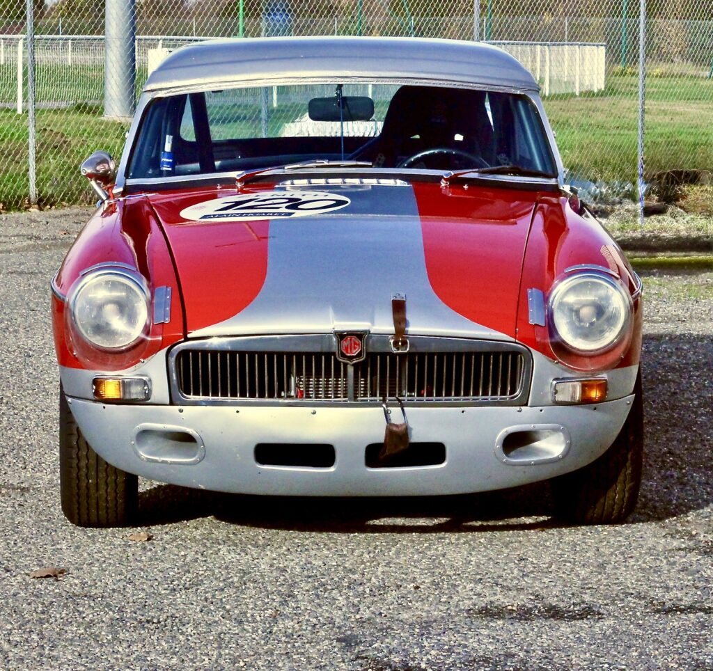 MG B FIA