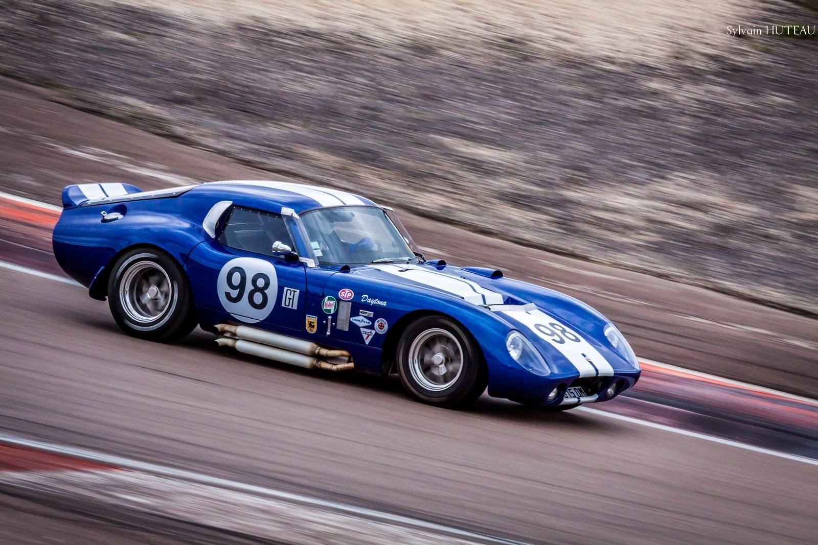 SHELBY DAYTONA REPLICA