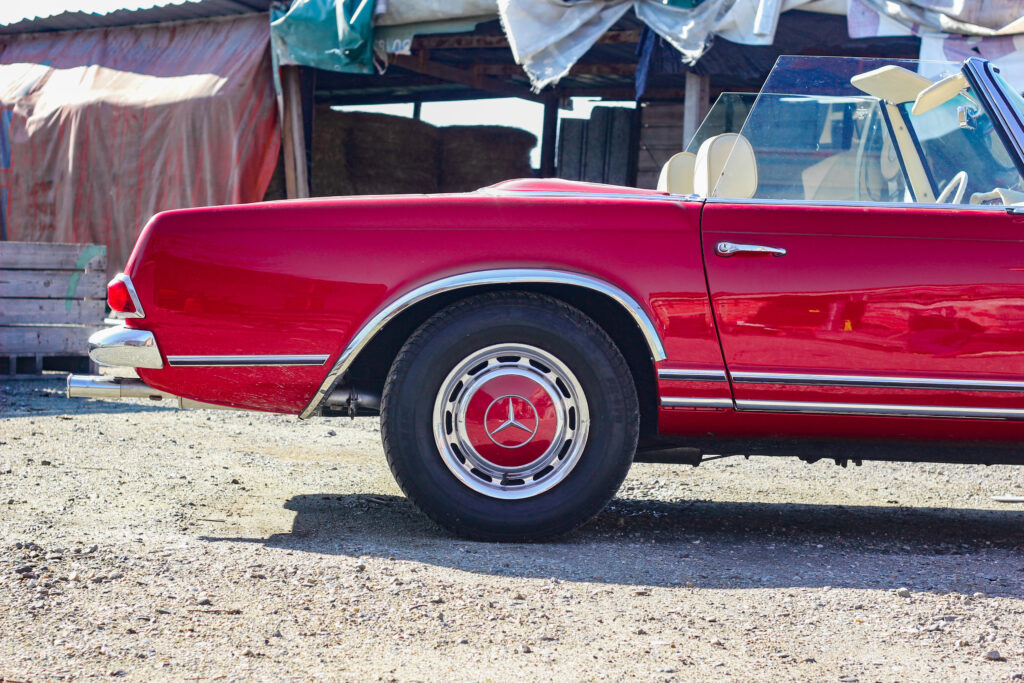 MERCEDES 230 SL PAGODE