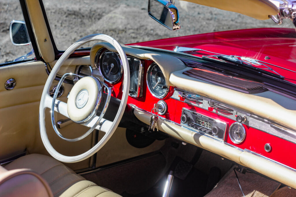 MERCEDES 230 SL PAGODE