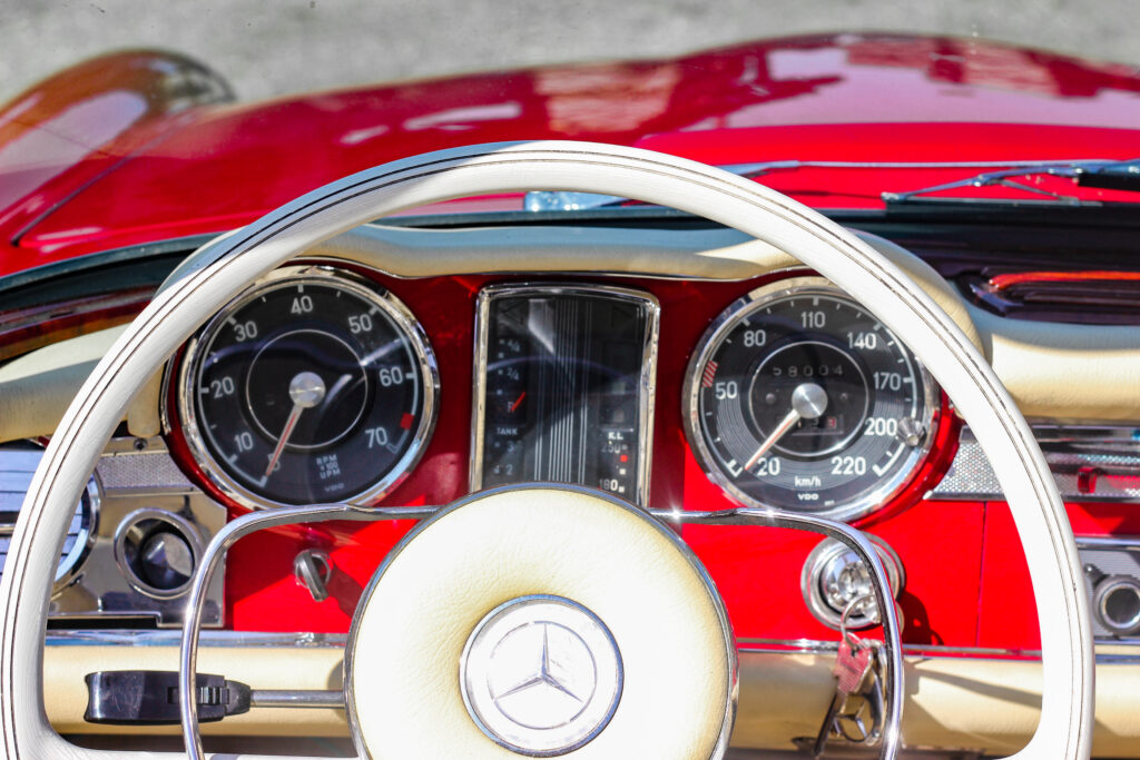 MERCEDES 230 SL PAGODE