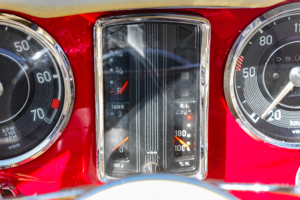 MERCEDES 230 SL PAGODE