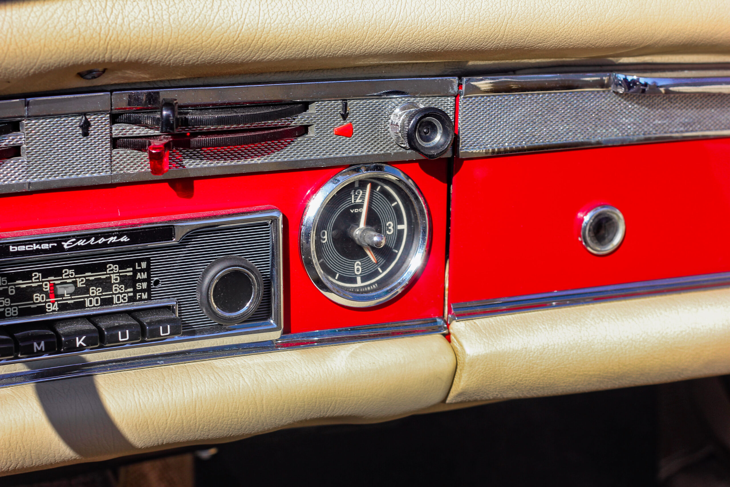 MERCEDES 230 SL PAGODE