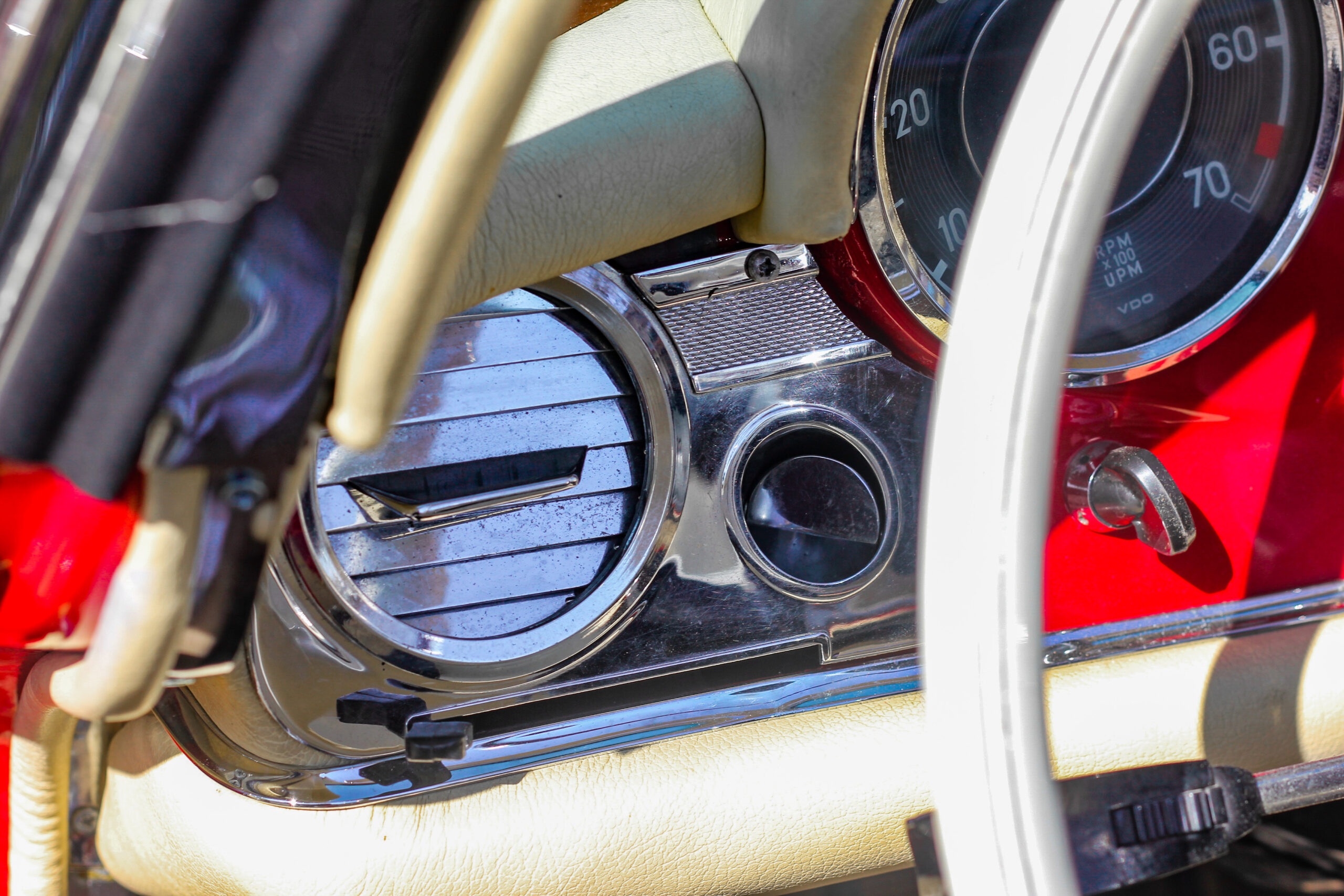 MERCEDES 230 SL PAGODE