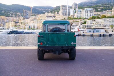 LAND ROVER DEFENDER « PICK-UP » 1/1
