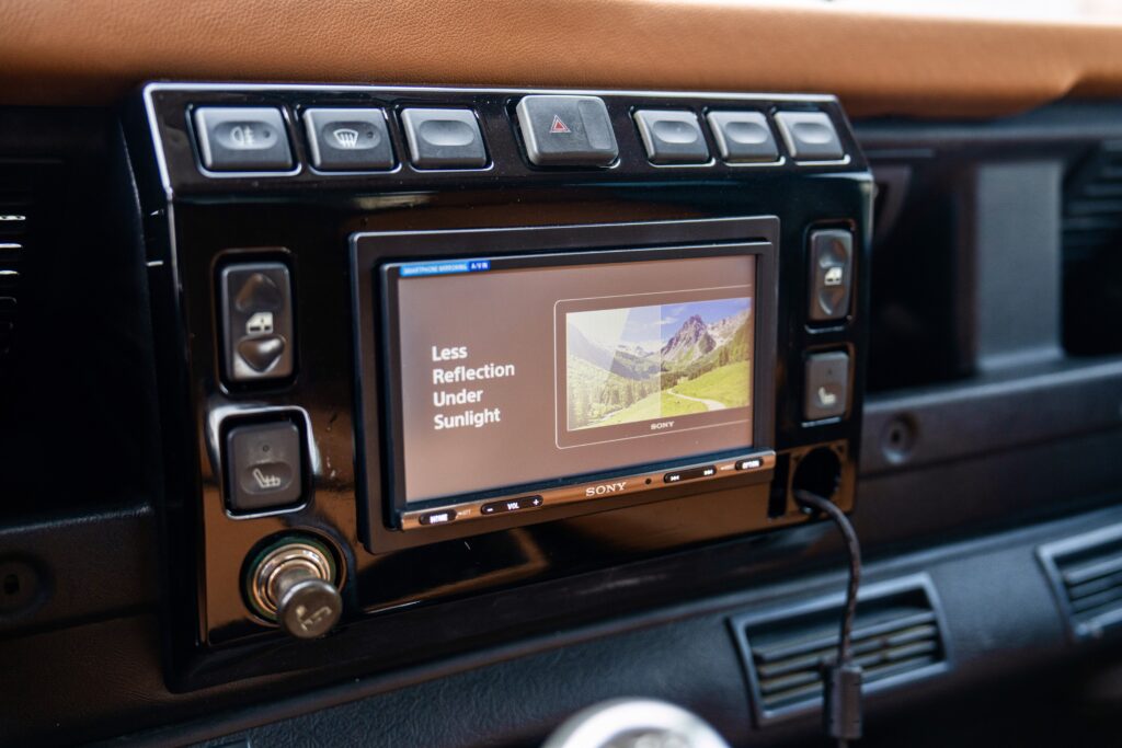LAND ROVER DEFENDER « PICK-UP » 1/1