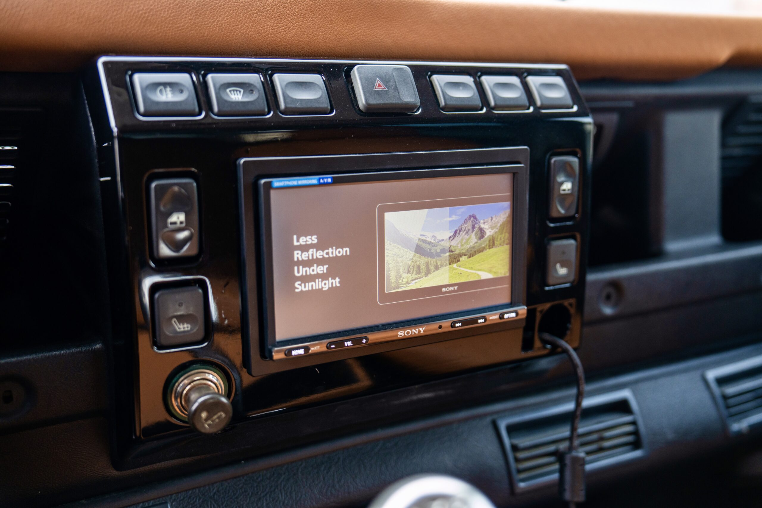 LAND ROVER DEFENDER « PICK-UP » 1/1