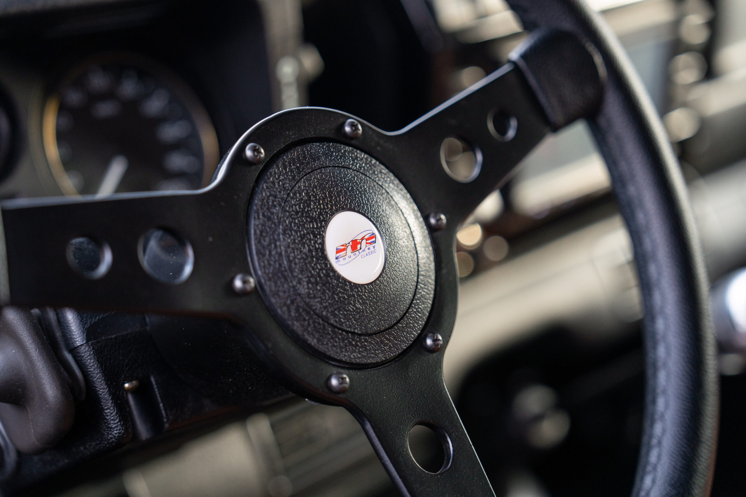 LAND ROVER DEFENDER « PICK-UP » 1/1