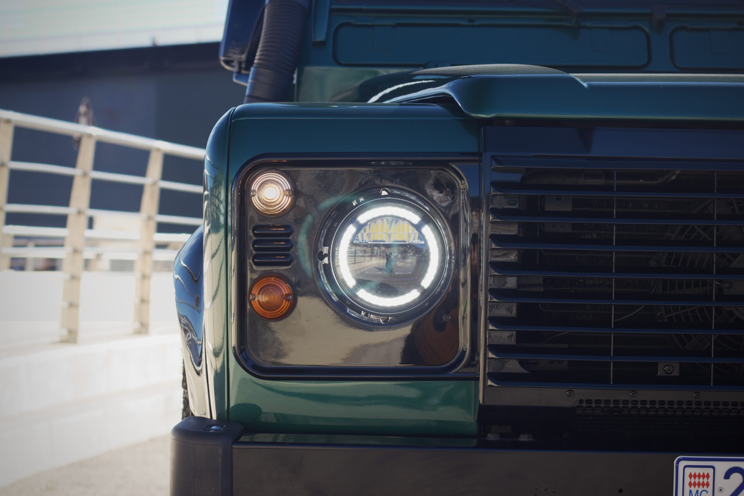 LAND ROVER DEFENDER « PICK-UP » 1/1