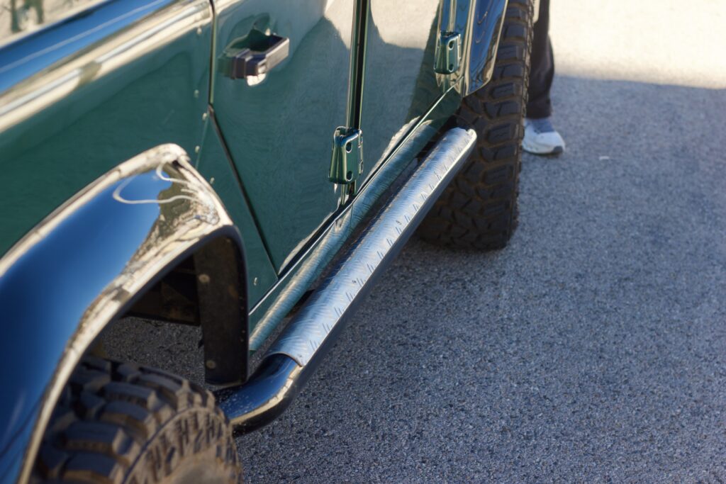 LAND ROVER DEFENDER « PICK-UP » 1/1