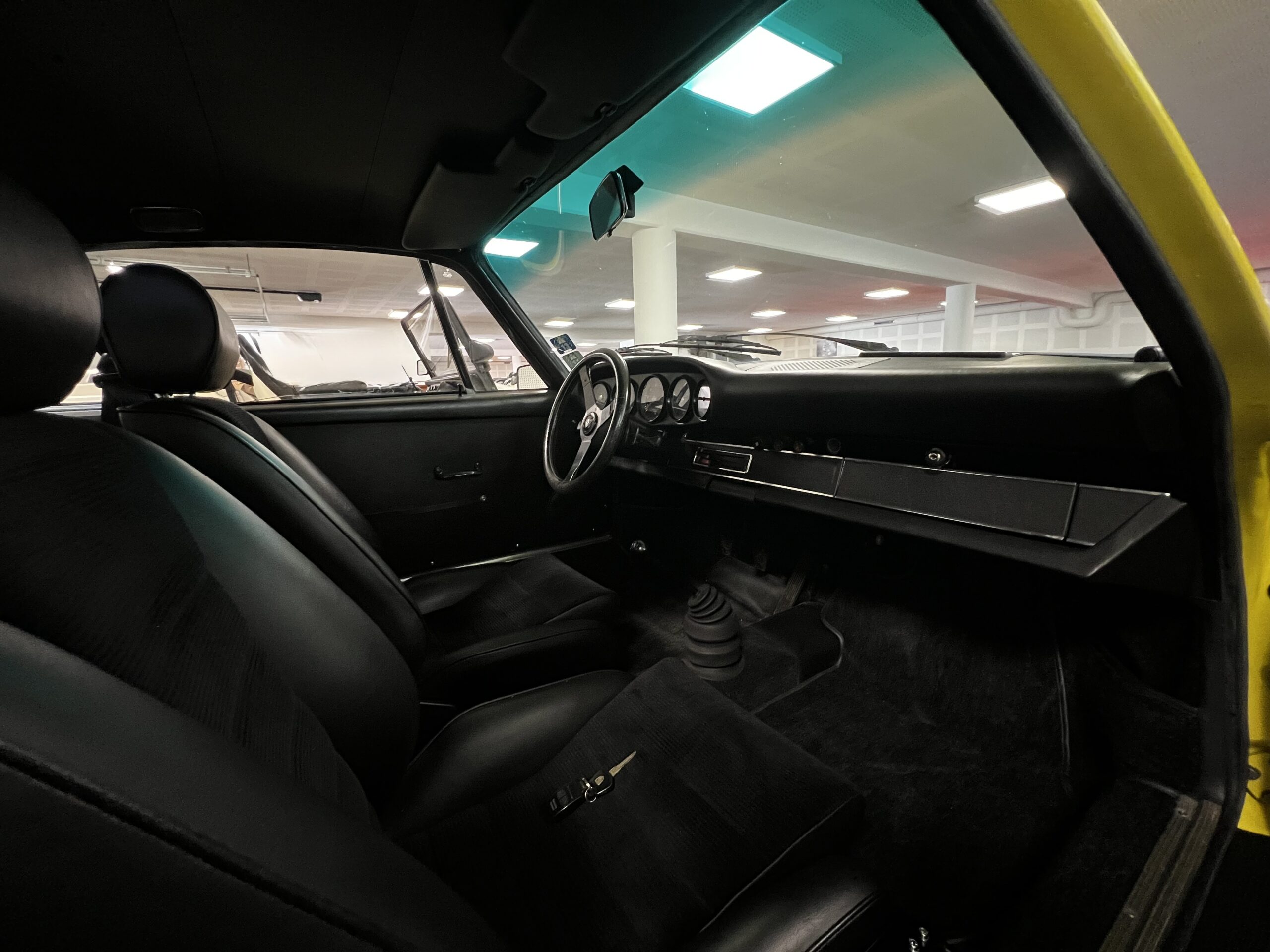 PORSCHE 911 2.7 RS