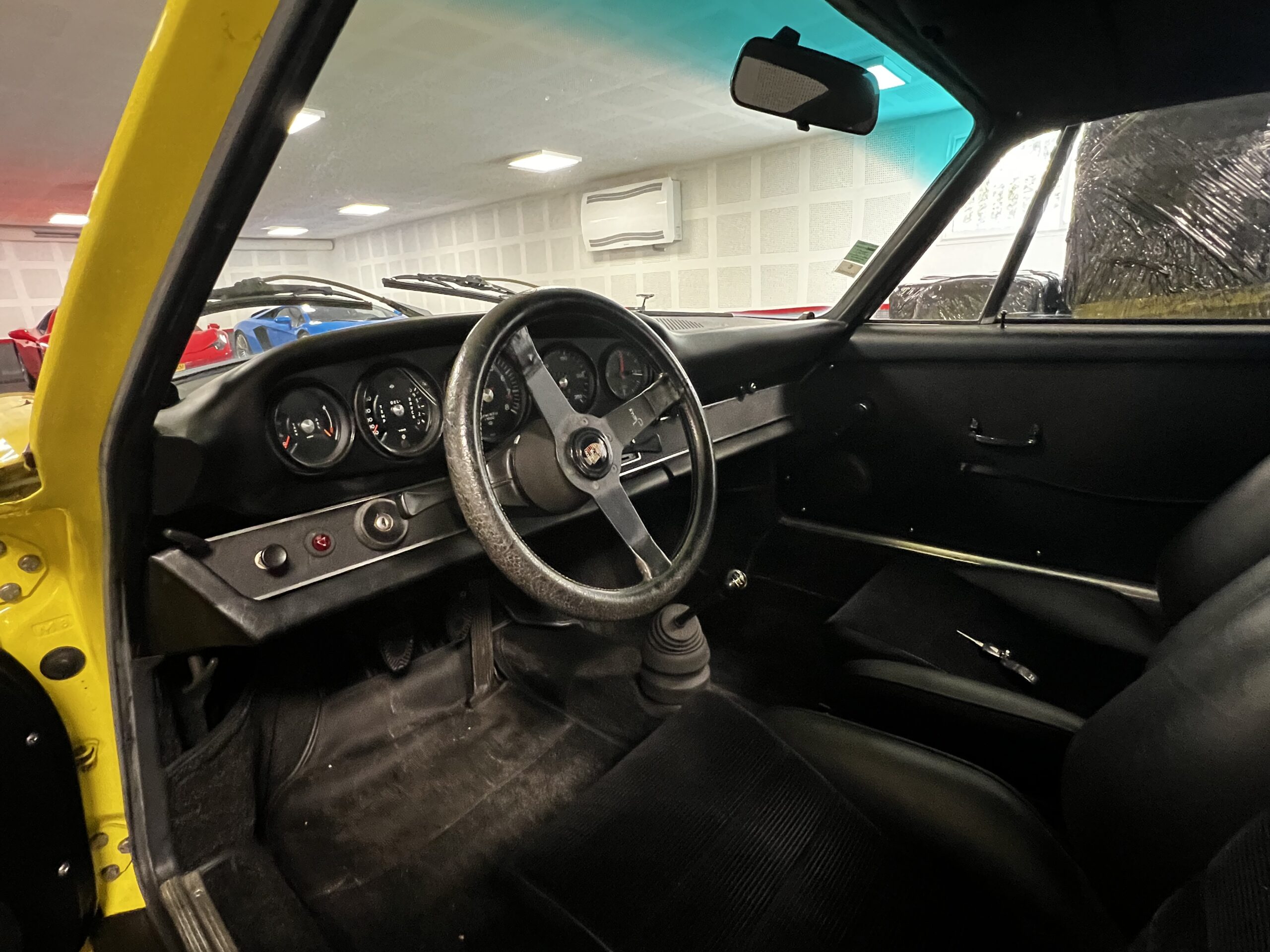 PORSCHE 911 2.7 RS