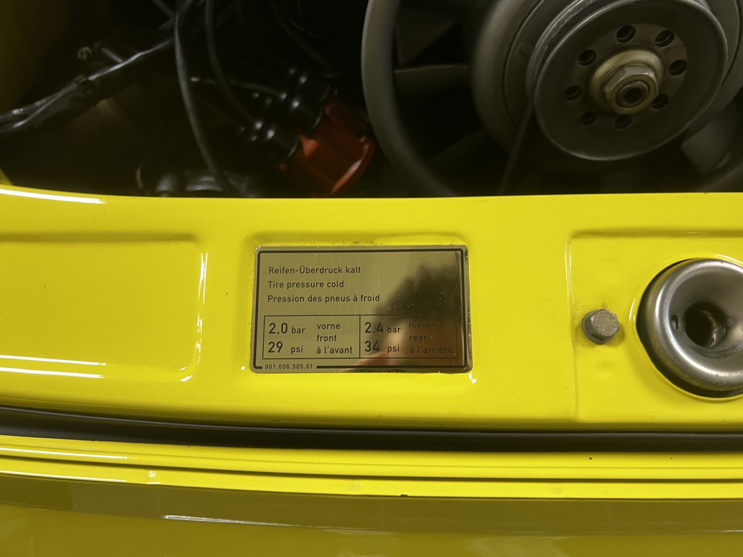 PORSCHE 911 2.7 RS