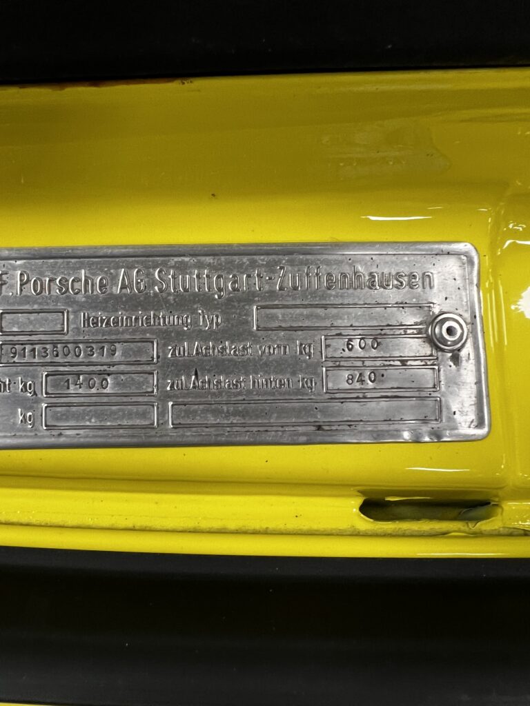 PORSCHE 911 2.7 RS
