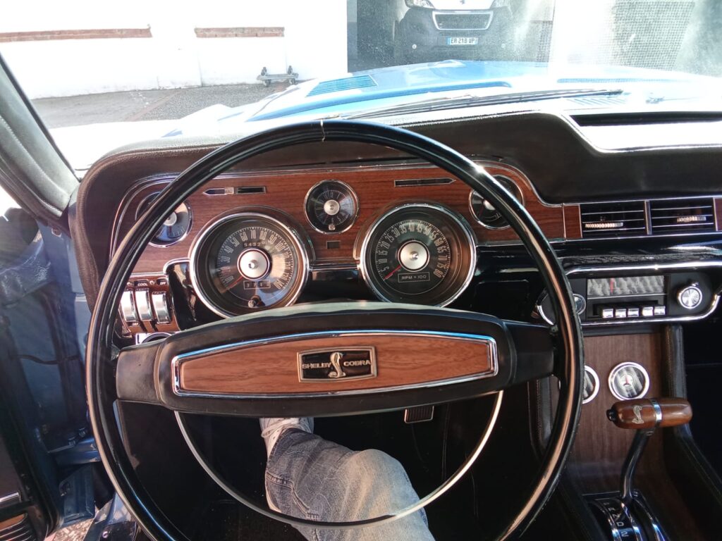 SHELBY GT500 KR