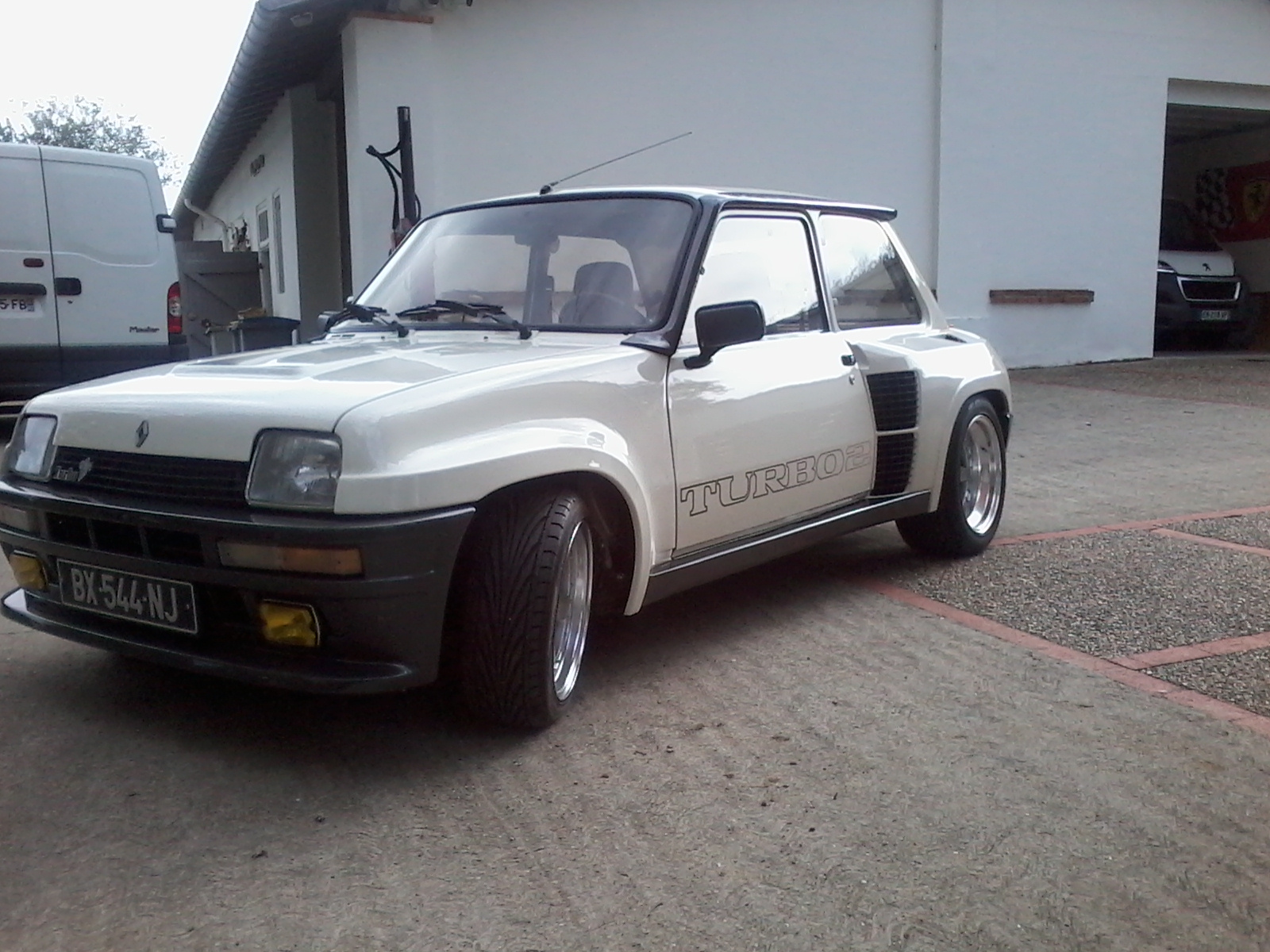 RENAULT 5 TURBO 2
