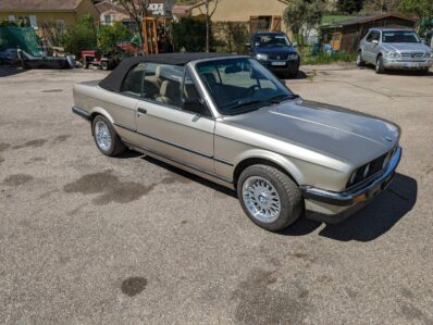 BMW E30 320 I CABRIOLET