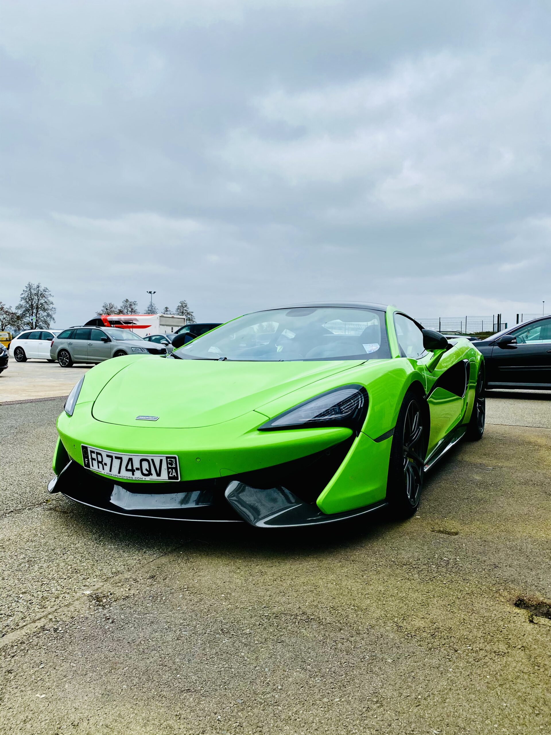 MCLAREN 570 S