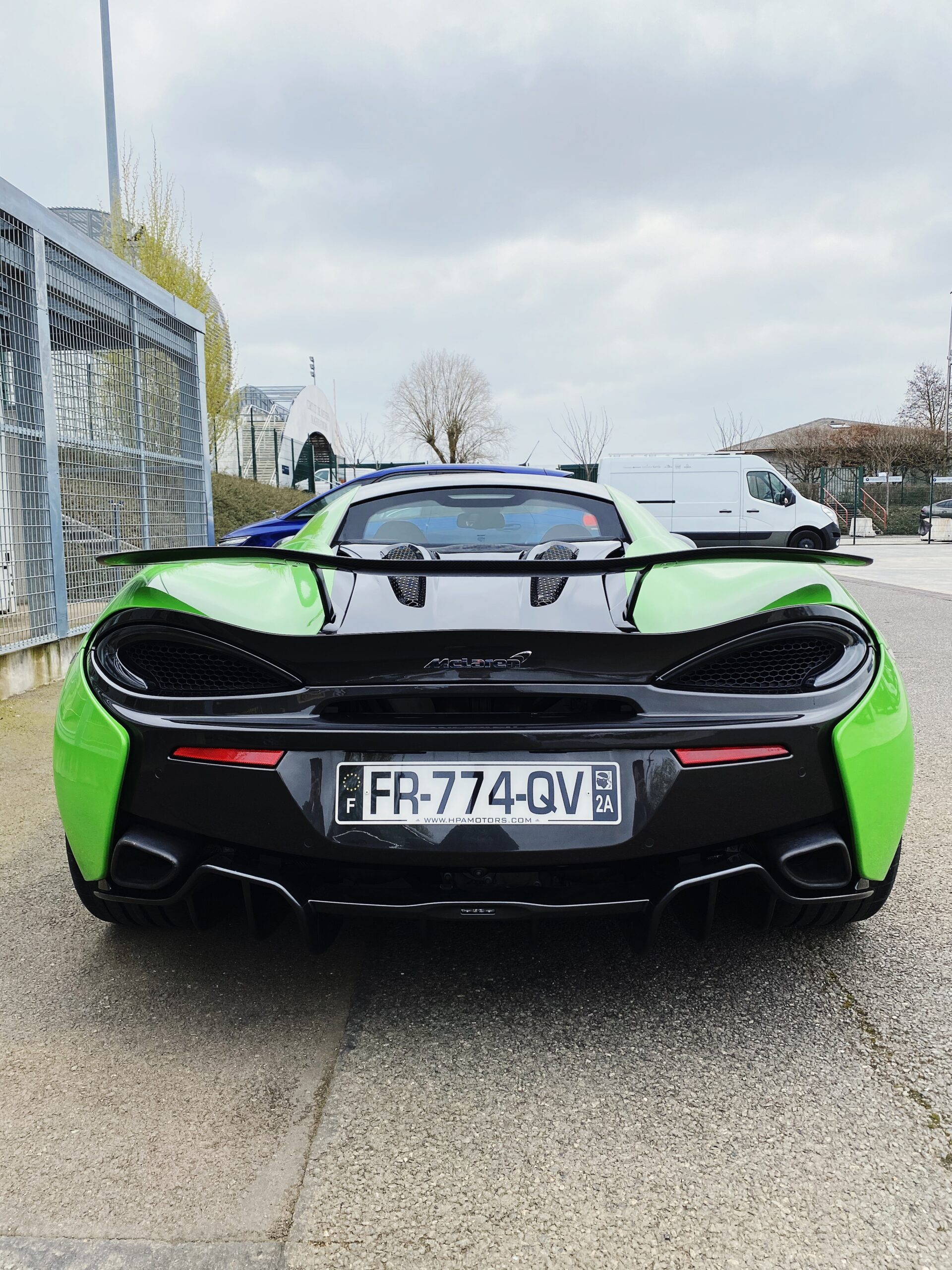 MCLAREN 570 S