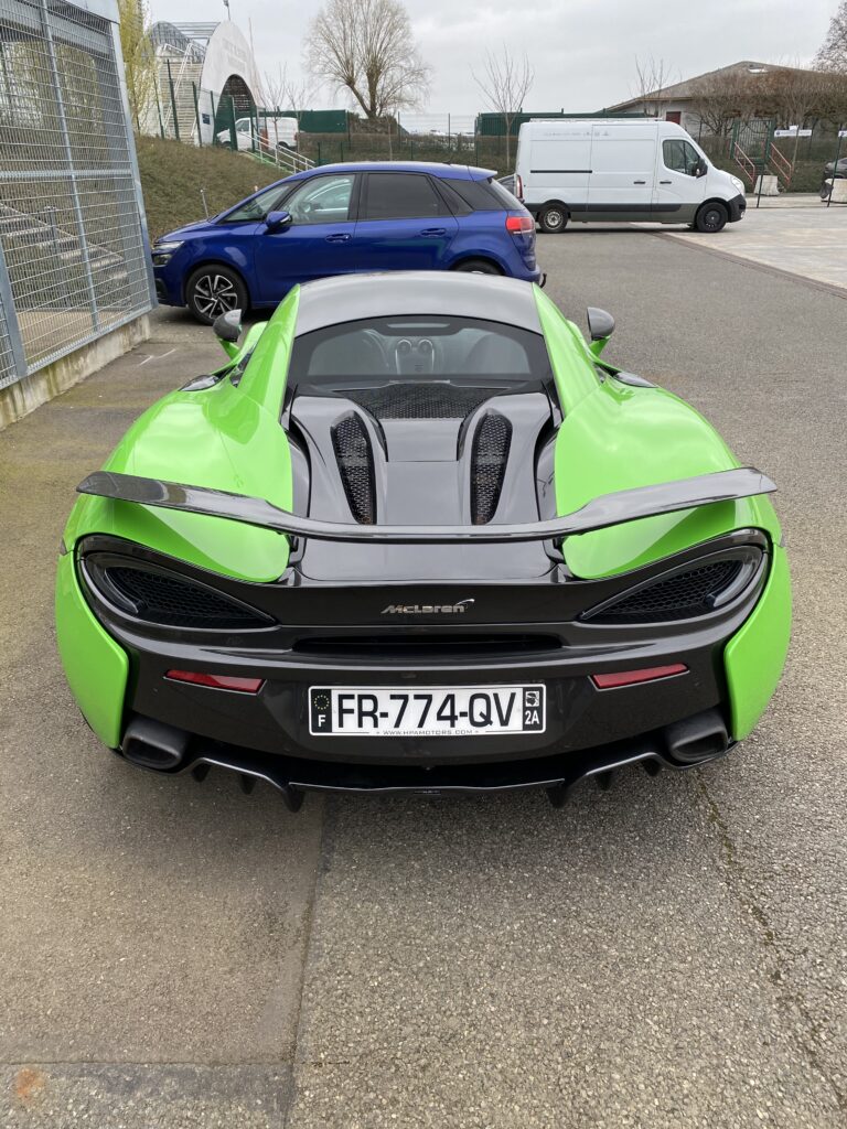 MCLAREN 570 S